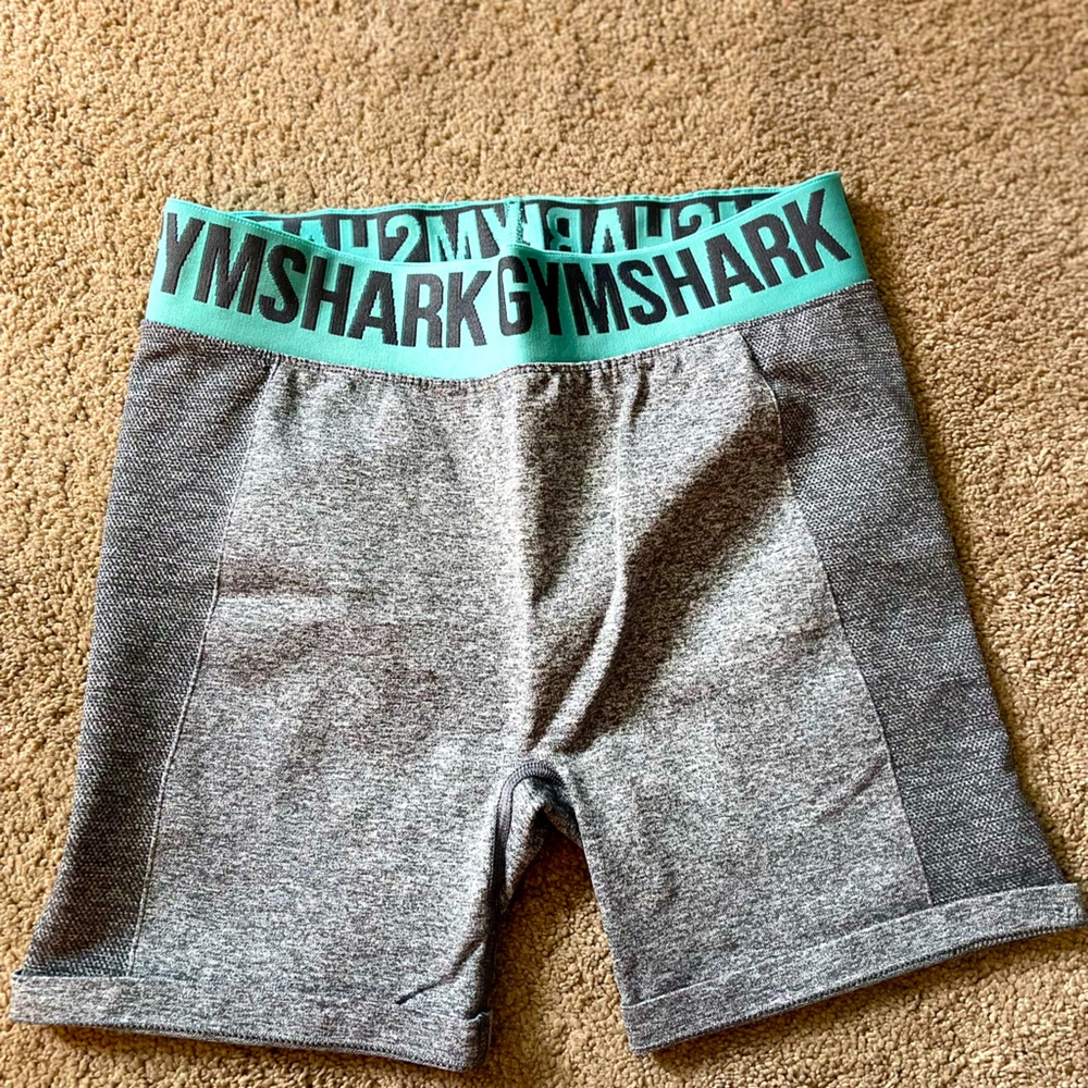 Gymshark shorts size large